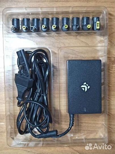Универсальный Адаптер для ноутбука