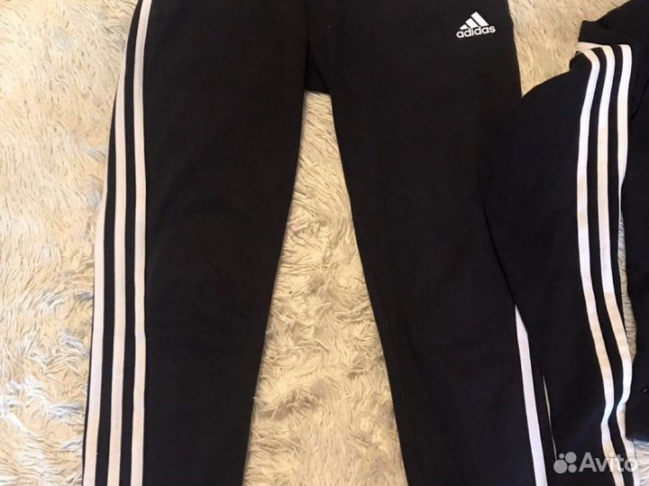 Спортивный костюм женский