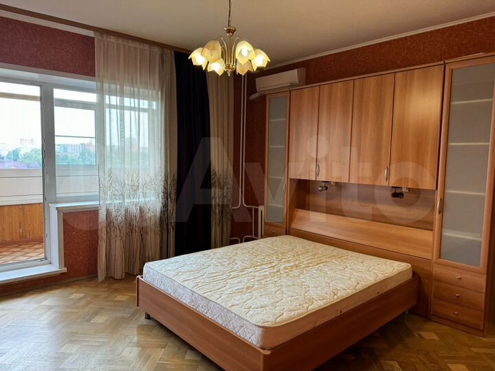 3-к. квартира, 98 м², 8/9 эт.