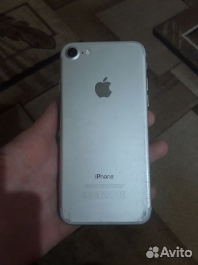 Телефон iPhone 7 128gb