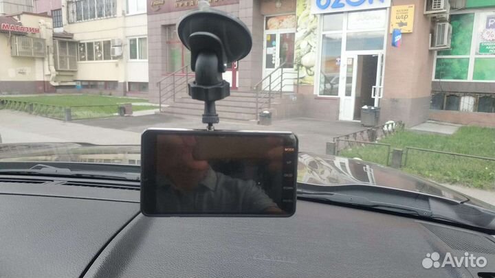 Видеорегистратор Navitel R-800