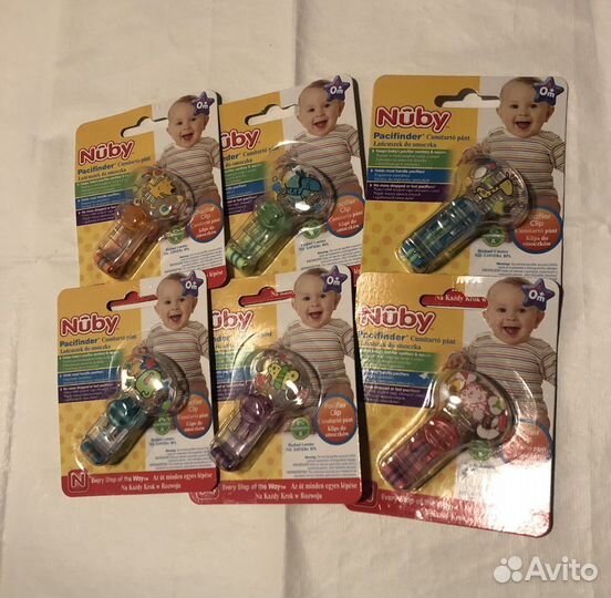 Держатели для сосок/пустышек Nuby новые