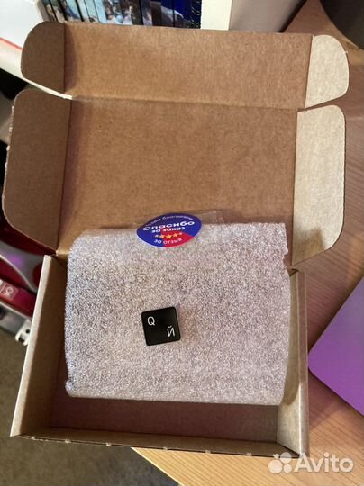 Кнопка клавиша Q/Й Macbook AIR или PRO 2018-2019