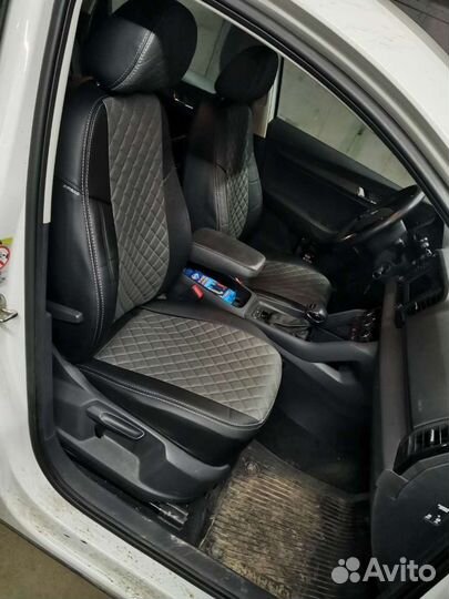 Автомобильные чехлы на Skoda Karog (Aktiv)