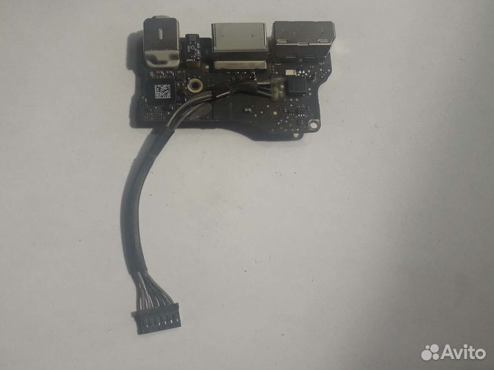 Плата питания от Macbook Air a1369 с шлейфом