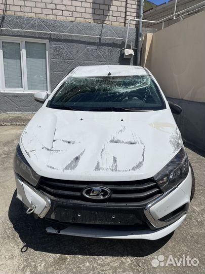 LADA Vesta 1.6 МТ, 2019, битый, 110 000 км