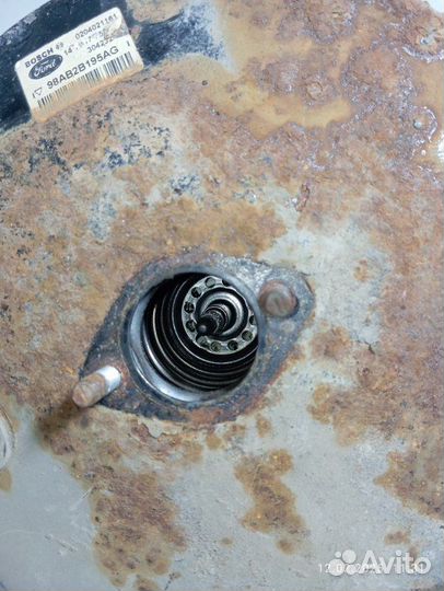 Главный тормозной цилиндр Ford Focus DFW eydk 2000