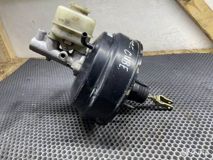 Вакуумный усилитель тормозов Nissan Cube Z10