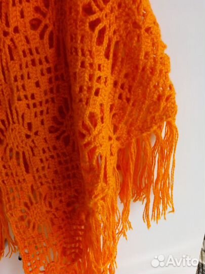 Платок-Шаль ажурная шерстяная ручной вязки новая
