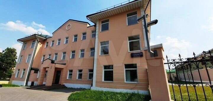 Особняк под медцентр