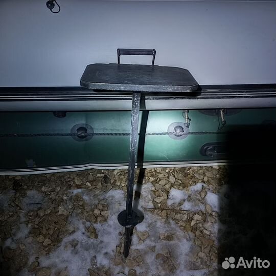 Одноногий стул для охоты и рыбалки