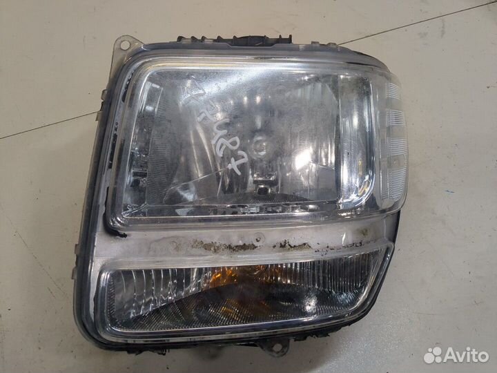 Фара (передняя) левая Dodge Nitro, 2008