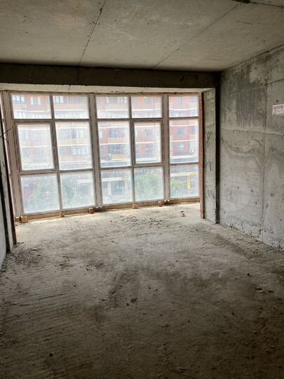 3-к. квартира, 95 м², 3/10 эт.