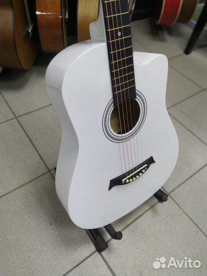 Белая Акустическая гитара Новая глянец