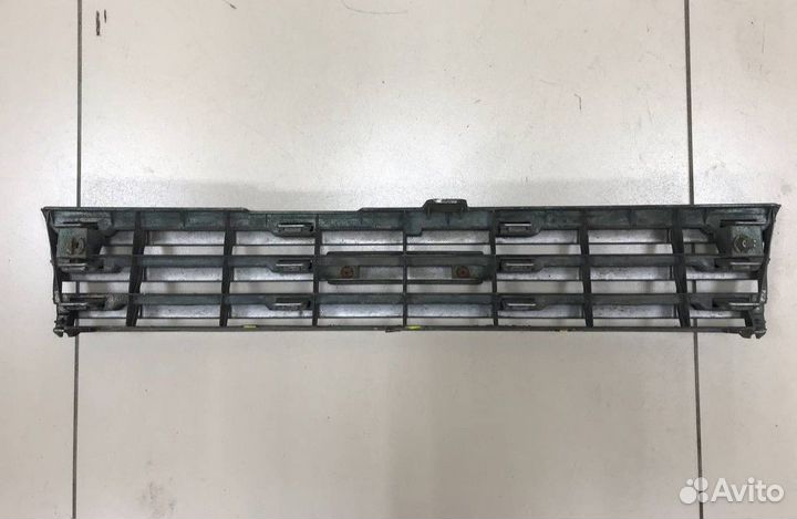 Решетка радиатора Toyota Corolla
