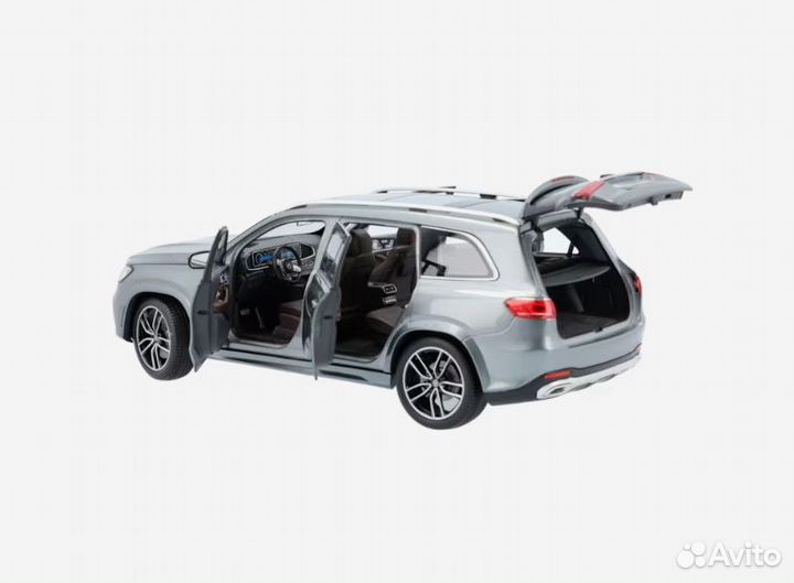 Модель автомобиля 1:18 Mercedes GLS AMG X167
