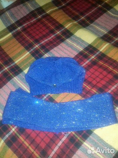 Женский шарф и стильные вязанные береты