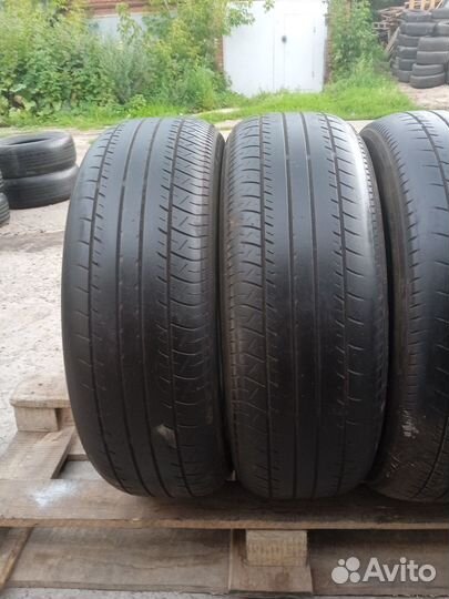 Yokohama dB Decibel E70 215/60 R16