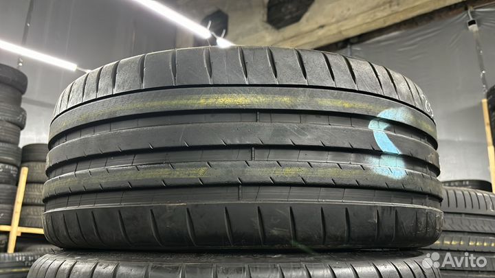 Michelin Pilot Sport 4 235/35 R20 102V