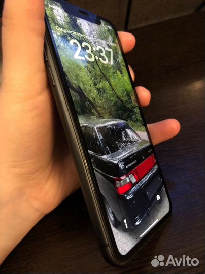 iPhone 11