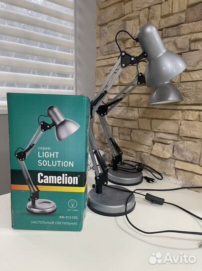 Лампа настольная