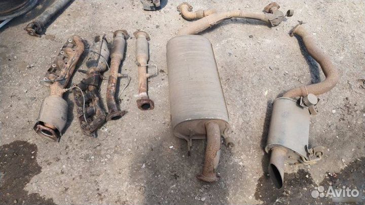 Глушитель Infiniti Qx56 Z62 2010