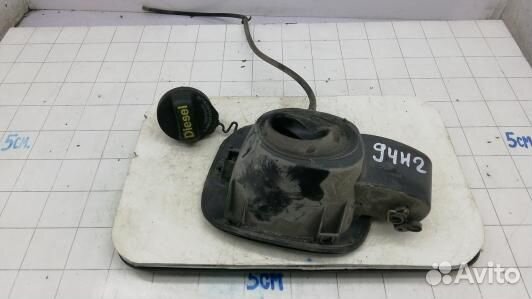 Лючок бака volvo V60 1 (94H02IC01)