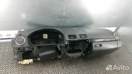 Панель приборов (торпедо) mazda 3 1 (4BE11IS01)
