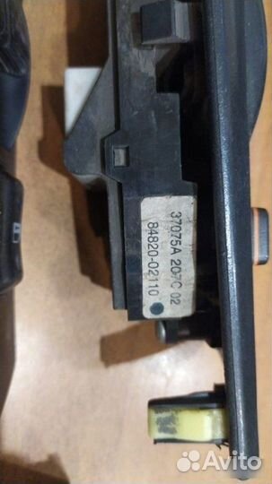 Кнопка стеклоподъемника Toyota Corolla 120