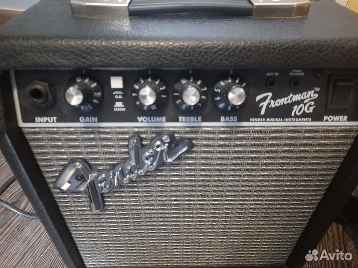 Fender Комбоусилитель Frontman 10G
