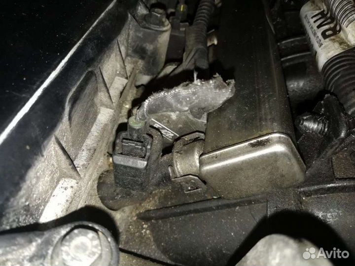 Топливная рампа Ford Focus 2 2.0 2006