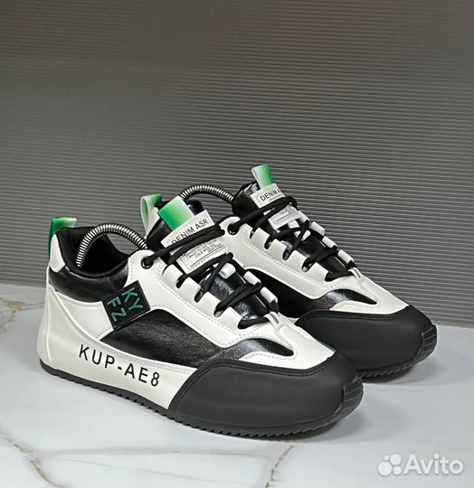 Мужские кроссовки