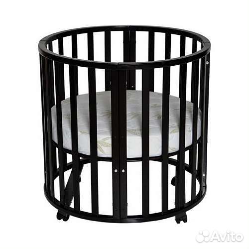 Овальная кровать