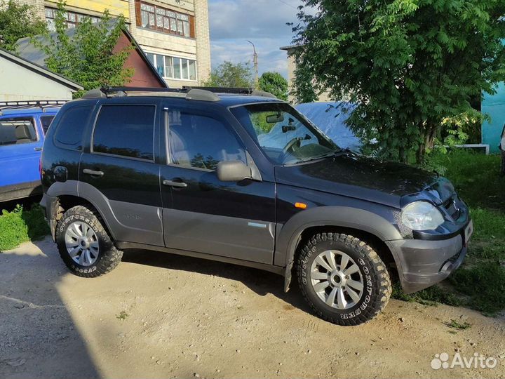 Chevrolet Niva 1.7 МТ, 2009, 260 000 км