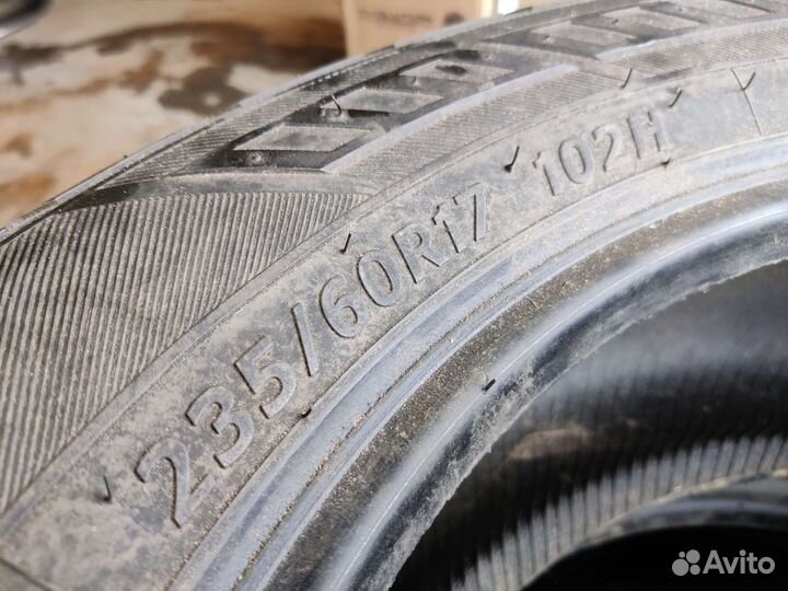 Hankook Dynapro HP RA23 235/60 R17