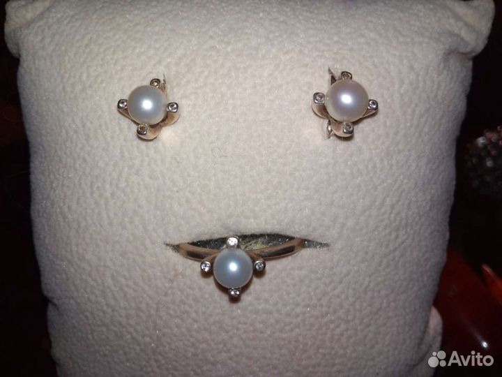 Серебряные серьги, кольца, брошь