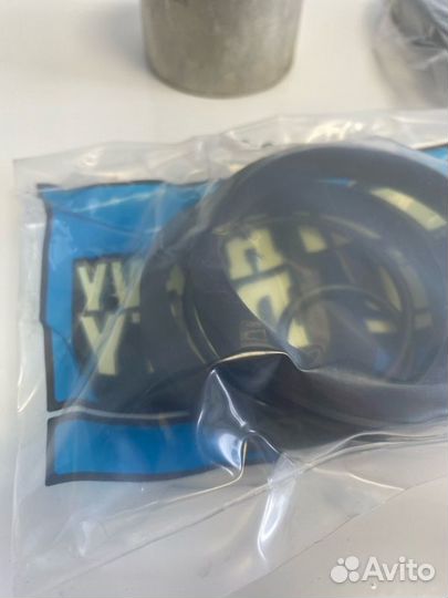 Ремкомплект шкворня Scania