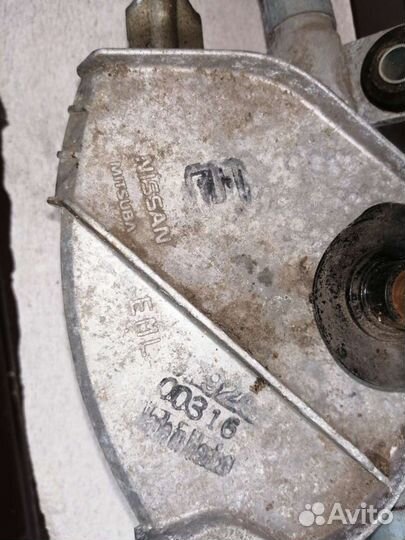 Трапеция дворников Ниссан тиида