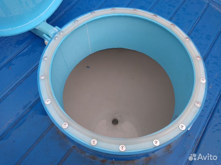 Емкость-термос для перевозки молока 500 л