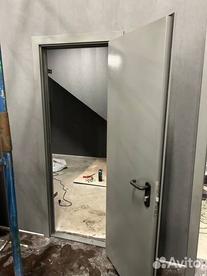 Двери металлические противопожарные/технические