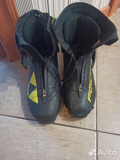 Лыжные ботинки fischer