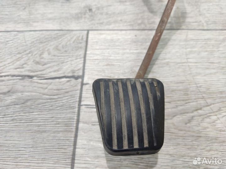 Педаль тормоза Nexia Нексия