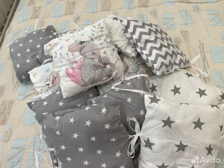 Подушки бортики в детскую кроватку