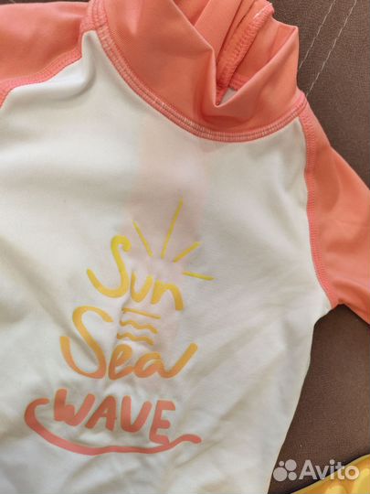 Костюм для плавания и шортики для бассейна