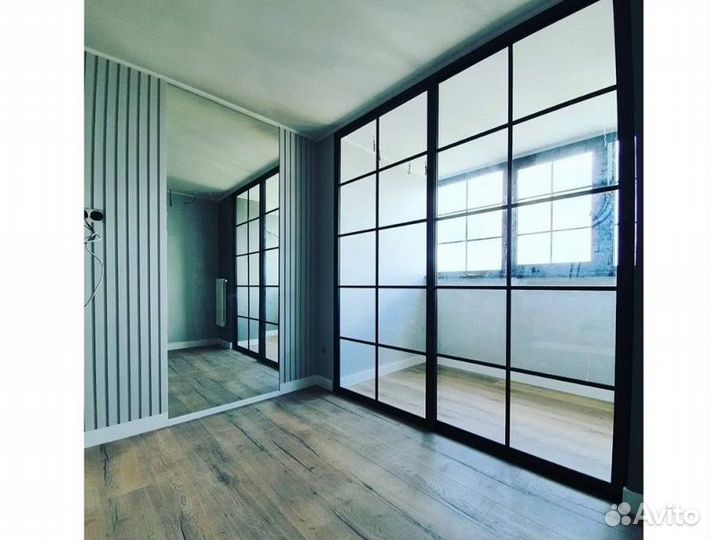 Двери купе в нишу