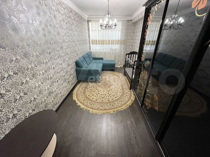 3-к. квартира, 90 м², 8/9 эт.