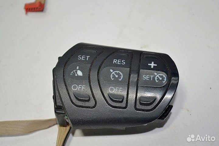 Мультикнопки на руле, правая DAF XF105 (01.05)