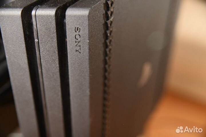 Sony playstation 4 pro 1tb