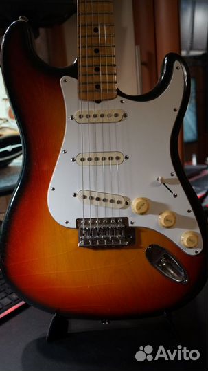 Yamaha Stratocaster SR400