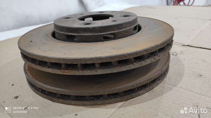 Диск тормозной передний Carisma 4G93 1.8